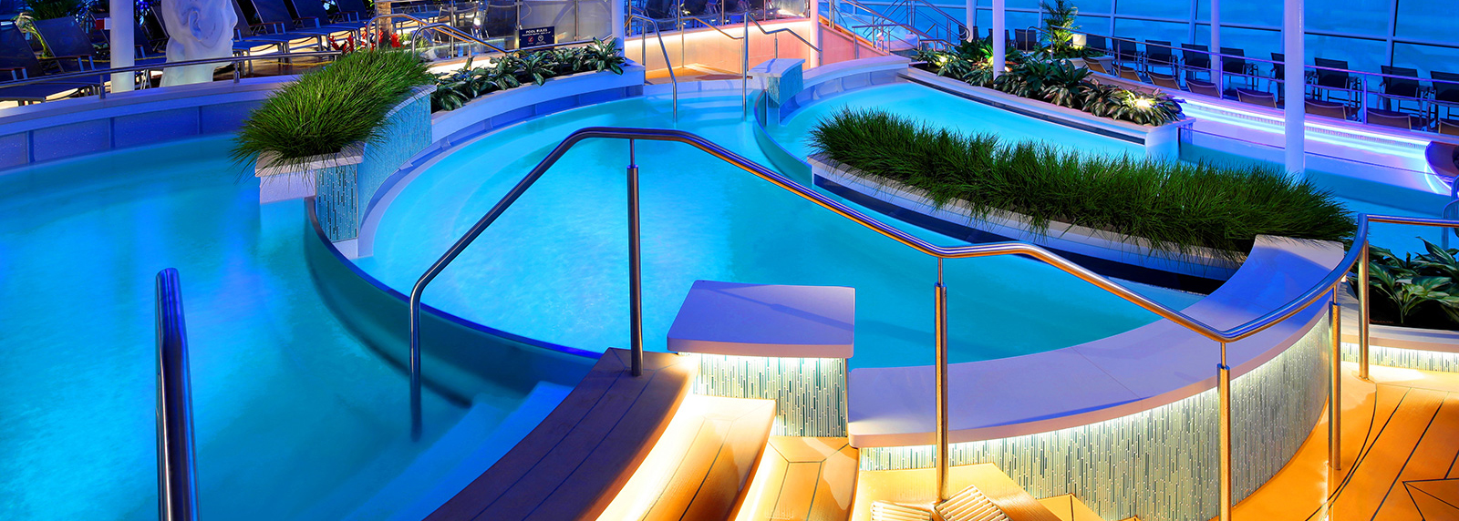 Quantum of the Seas - Pool Area - Photo: royal caribbean cruise line Quantum of the Seas - Pool Area - Photo: royal caribbean cruise line